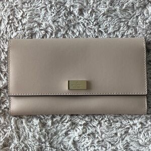 Kate Spade Beige Leather Wallet